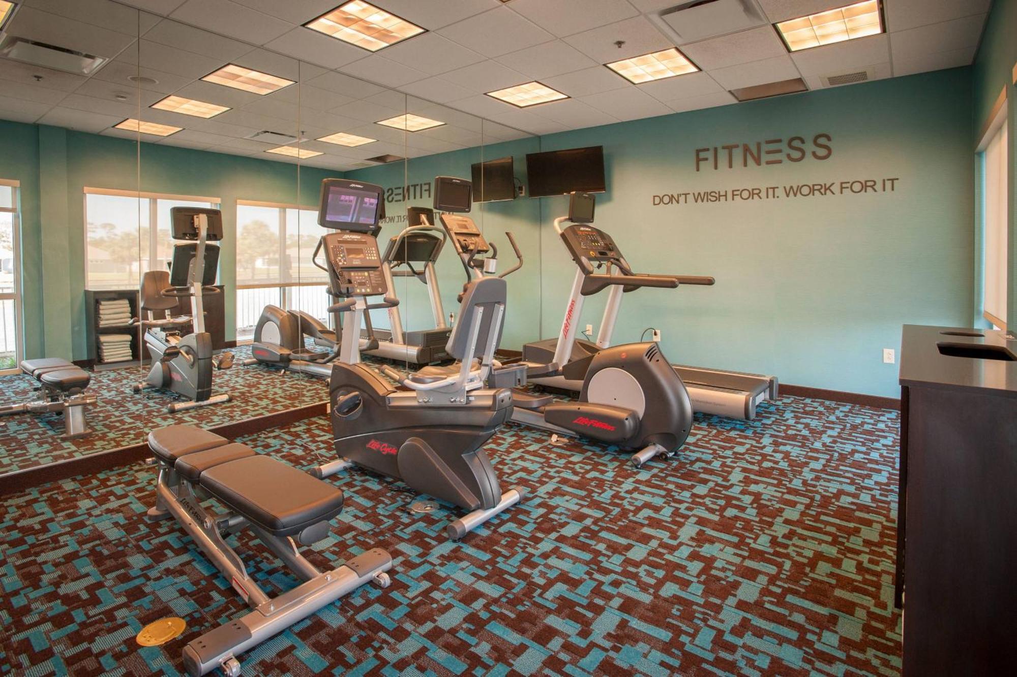 Hotel Fairfield & Orange 3*