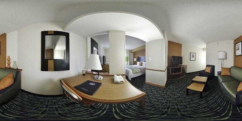 Fairfield & Orange Hotel 3*