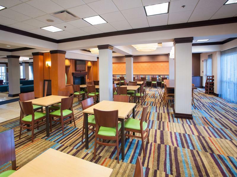 Hotel Fairfield & Orange 3*