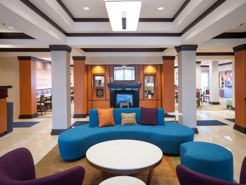 Hotel Fairfield & Orange 3*